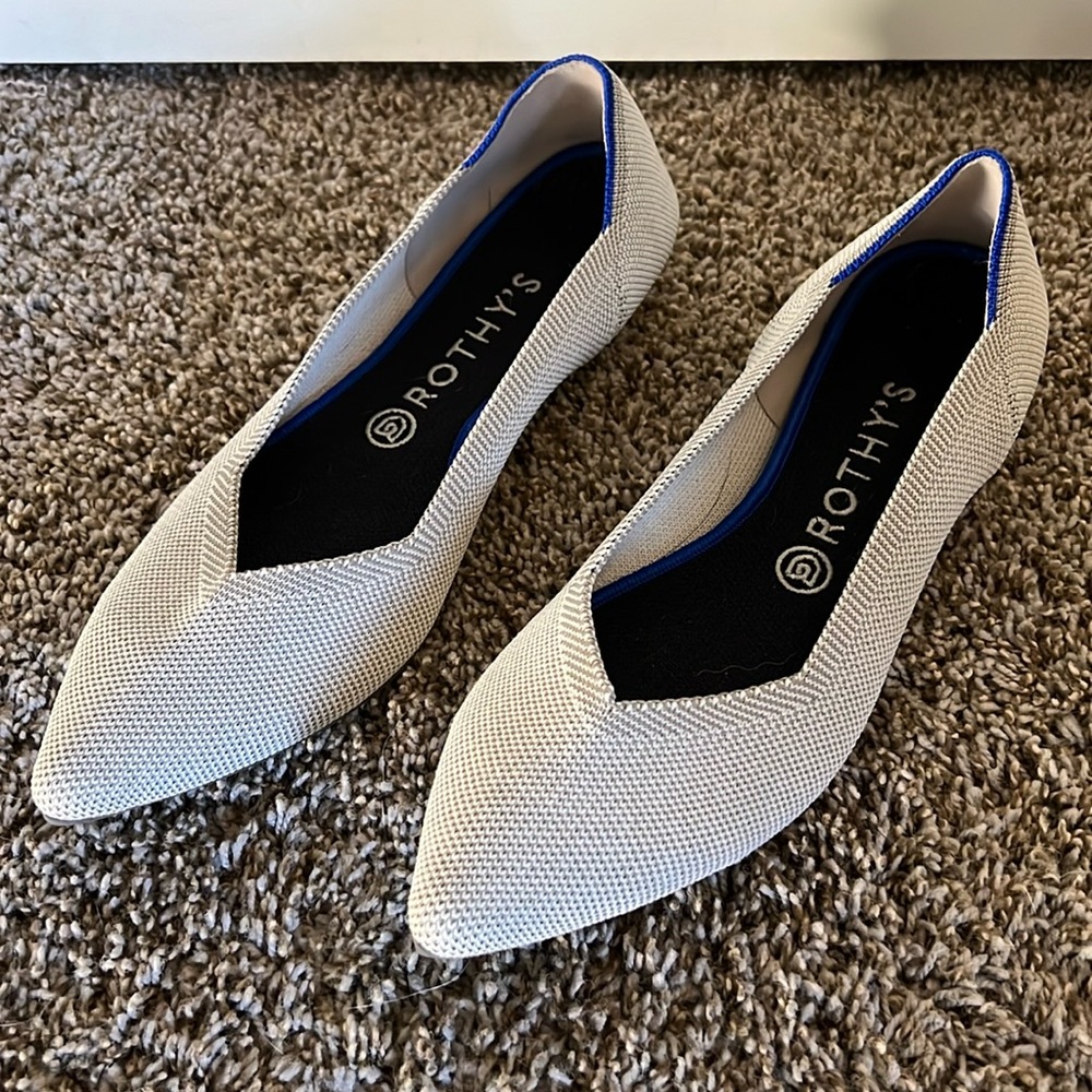 Rothy’s pointed toe knit flats